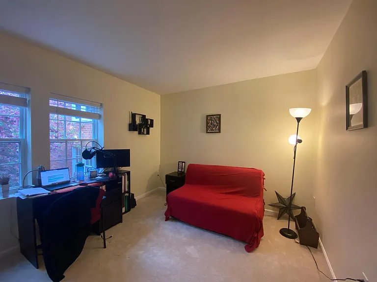 1805 N Rhodes St #250 — Photo 5
