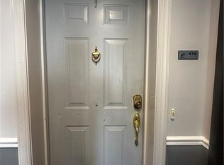 358 Rector St APT 410, Perth Amboy, NJ 08861