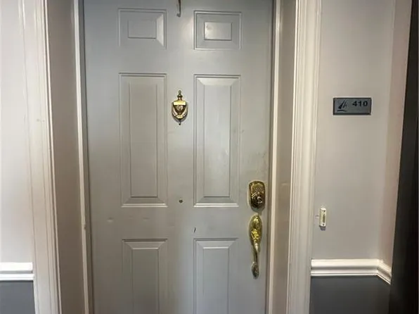 358 Rector St APT 410, Perth Amboy, NJ 08861