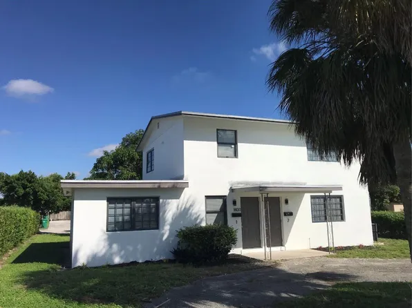 1400 W 28th Street, Riviera Beach, FL 33404