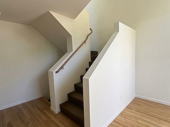 4th image of 6490 Doyle St