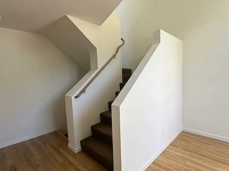 6490 Doyle St — Photo 4