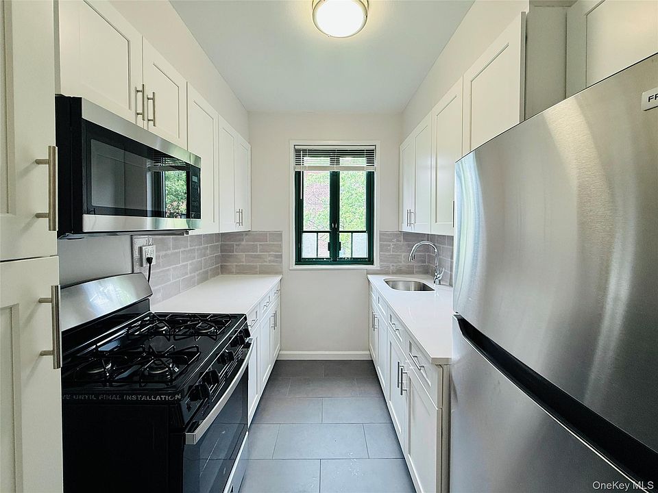 1st image of 1680 Metropolitan #6D