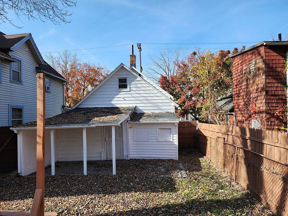 1st image of 3219 W 61st St