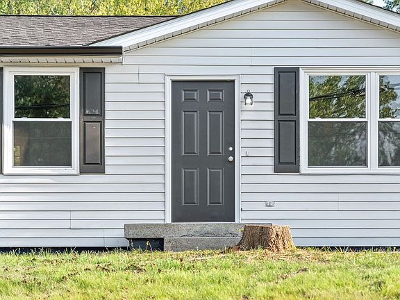 4th image of 2164 Blakemore Dr