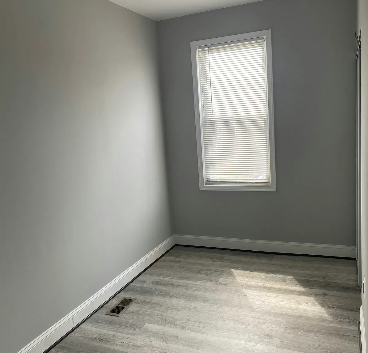 1211 Poplar Grove Street, Unit 2B — Photo 3