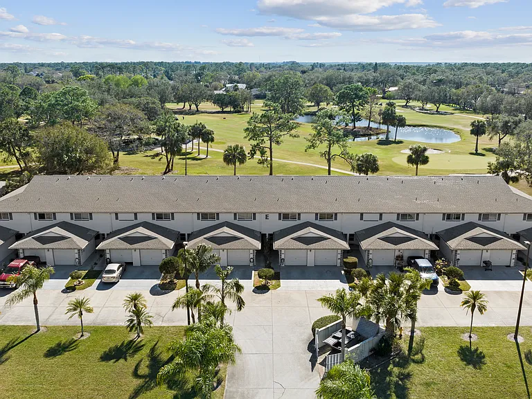 The Oaks at Rockledge Country Club Phase II — Photo 2