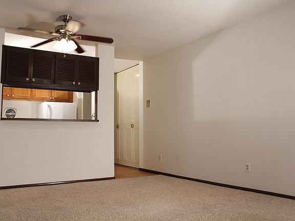 3rd image of 2510 N Murray Ave #209