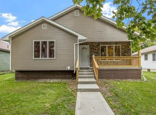 1806 Evelyn St, Perry, IA 50220