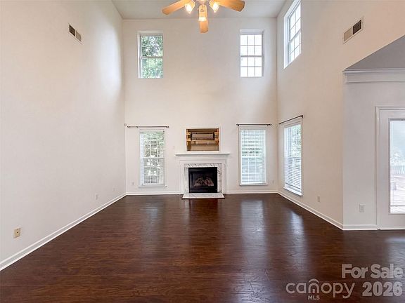 3rd image of 3708 Leela Palace Way