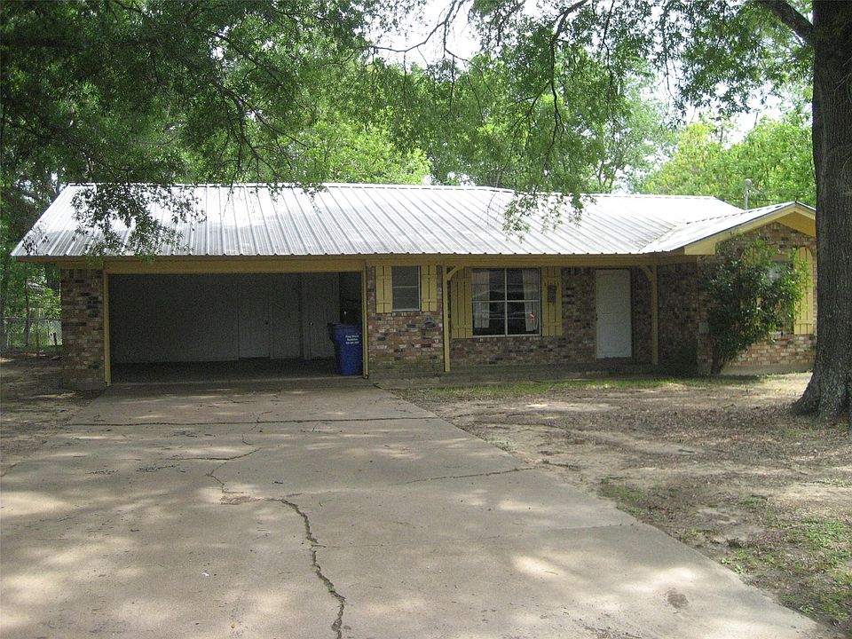 1st image of 108 Briar Ln