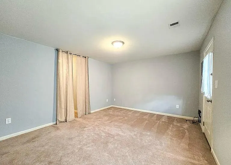 6419 Creekbend Dr #77 — Photo 31