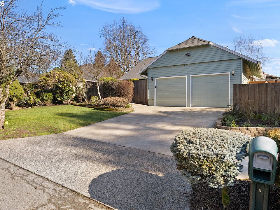 1st image of 14568 SE Kingston Ave