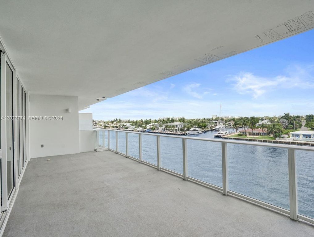 407 N Riverside #402, photo 6