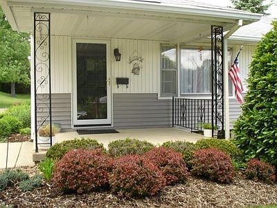 2nd image of 3512 Crestnoll Dr
