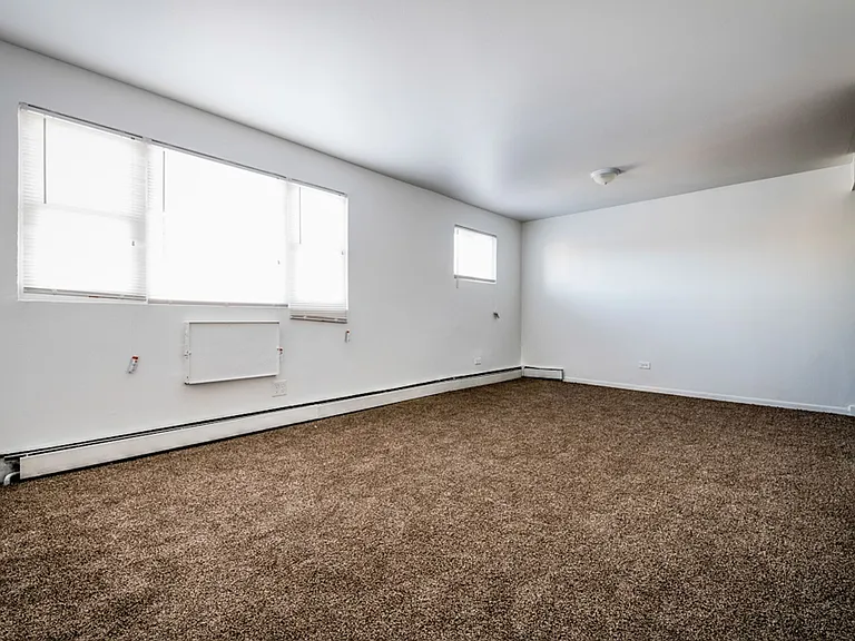 320 N Mason — Photo 15