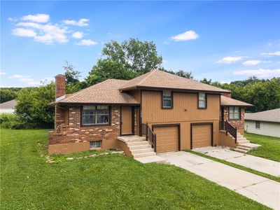 705 NE Banner Dr, Lees Summit, MO, 64086