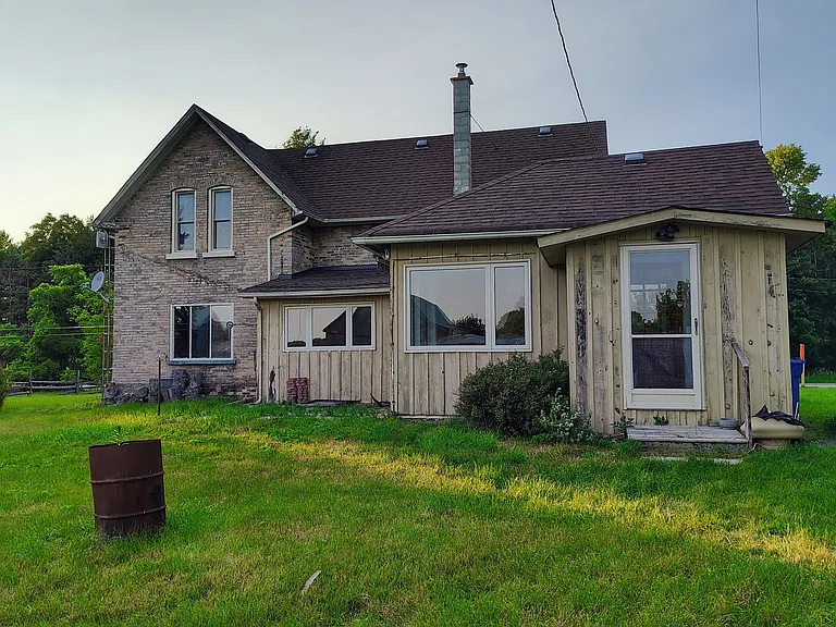 5363 Davis Dr — Photo 17