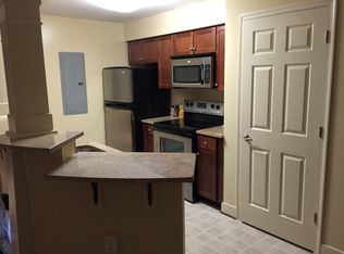 2209 N Van Dorn St APT 201, Alexandria, VA 22304