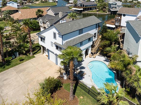 2nd image of 1402 Tiki Dr