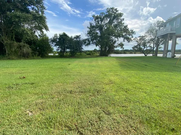 10097 S River Dr #21, Biloxi, MS 39532