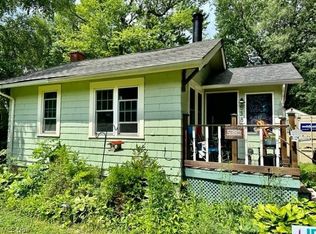 5380 Burns Rd, North Olmsted, OH 44070