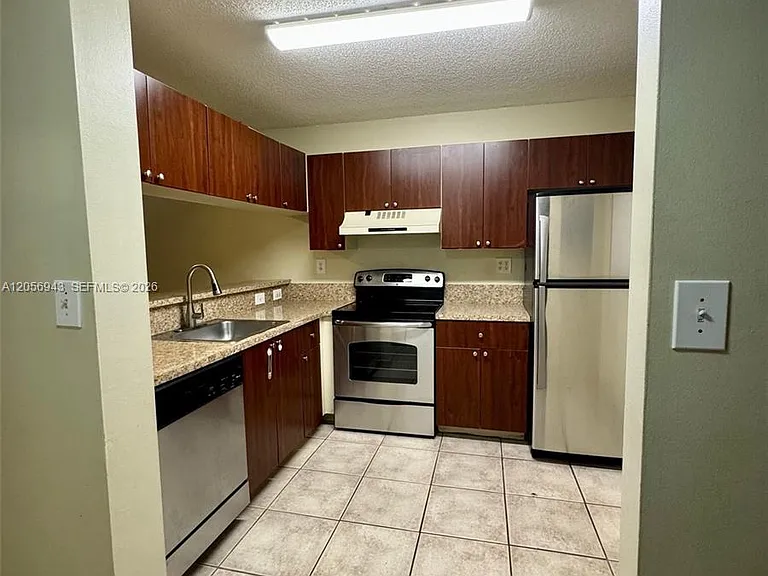 9945 Nob Hill Ct #9945 — Photo 13
