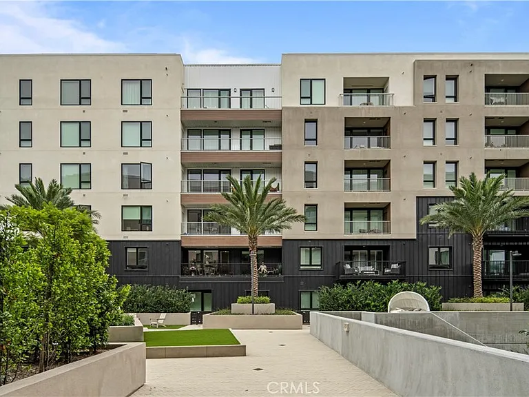 2602 Rivington — Photo 36