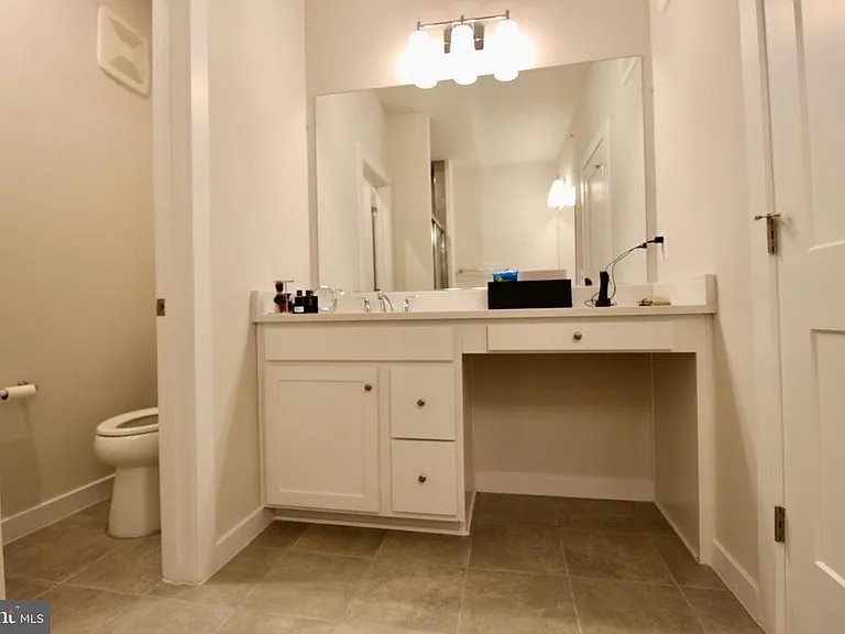 4619 Olivine Dr — Photo 15
