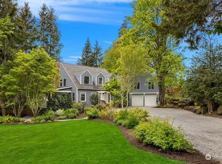 533 Wood Ave SW, Bainbridge Island, WA