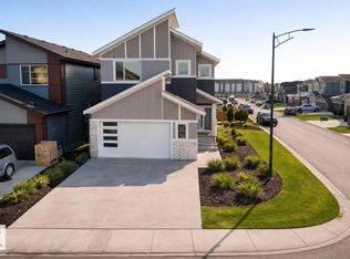 6449 28th Ave SW, Edmonton, AB T6X1A5