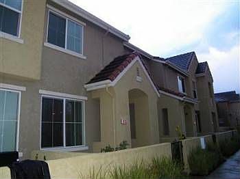 3rd image of 903 Dante Cir