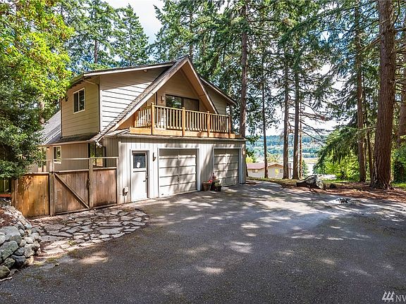 3rd image of 4165 Hearth Ct