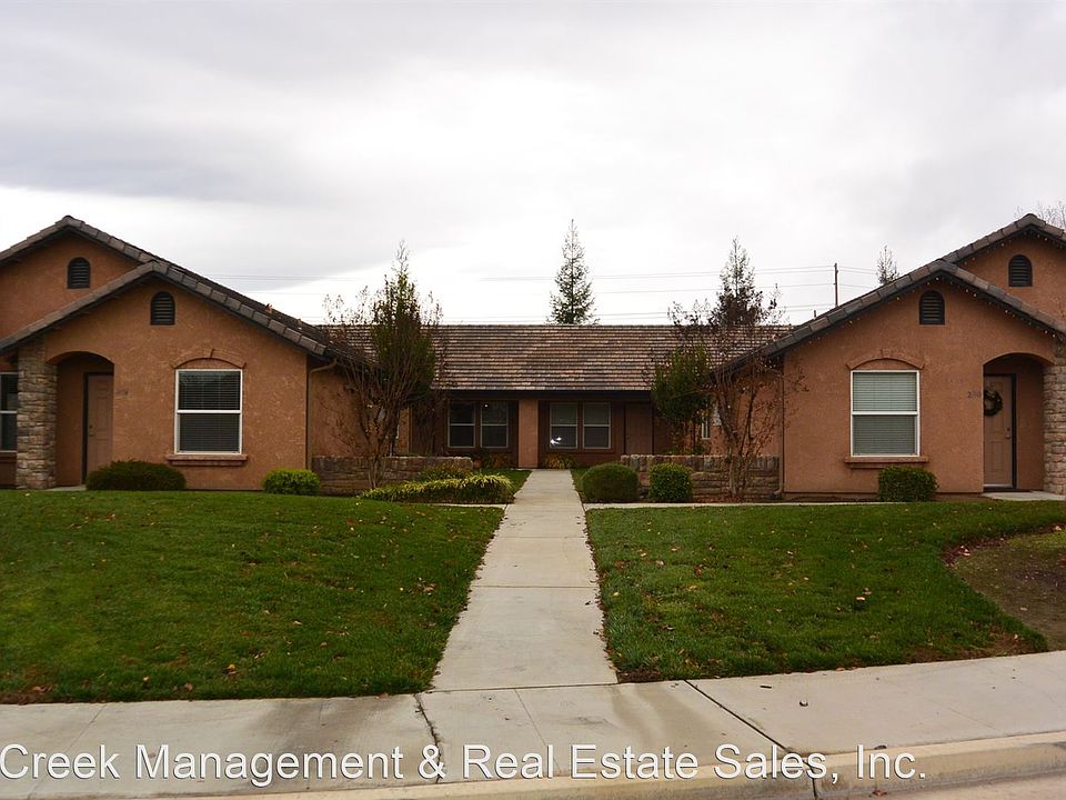 1st image of 2716 W Lark Ave