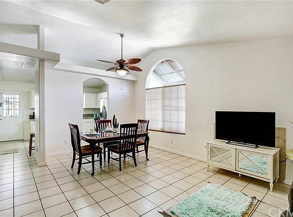 4th image of 14911 El Molino St