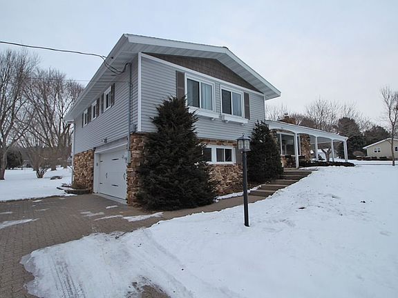 3rd image of 3316 Seymour Ln