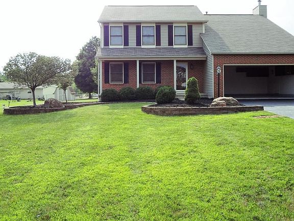 2nd image of 13575 Sudbury Dr NW