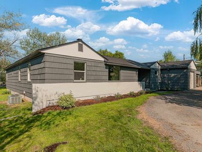 9817 N Colfax Rd, Spokane, WA, 99218