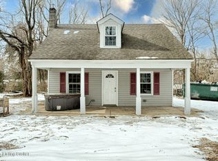 3706 Willow Ave, Jeffersontown, KY 40299