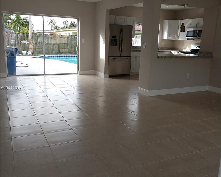 1st image of 7607 Plantation Blvd