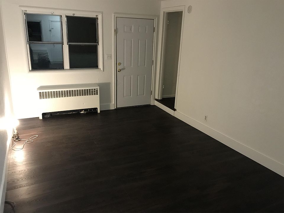 1st image of 92 Dunbar Ave