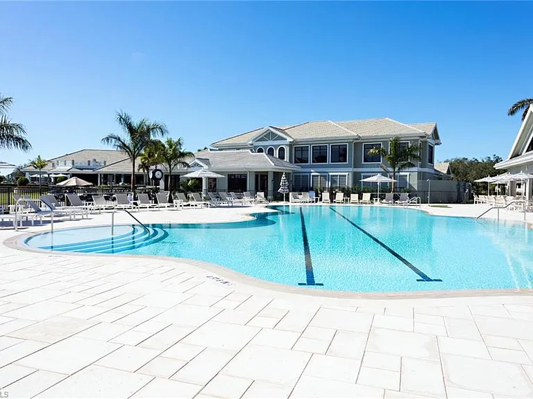26751 Clarkston Dr #102 — Photo 39