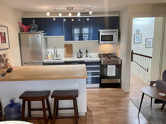 3rd image of 128 W Concord St #Penthouse