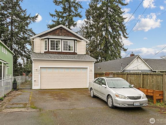 2nd image of 10435 3rd Avenue SW