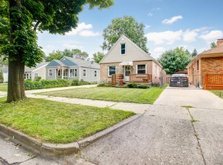 9327 W Mitchell St, West Allis, WI 53214