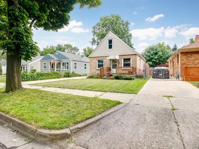 9327 W Mitchell St, West Allis, WI, 53214