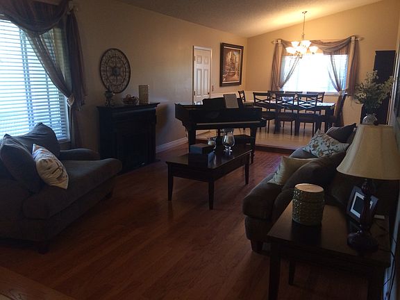 3rd image of 15071 Archervale St
