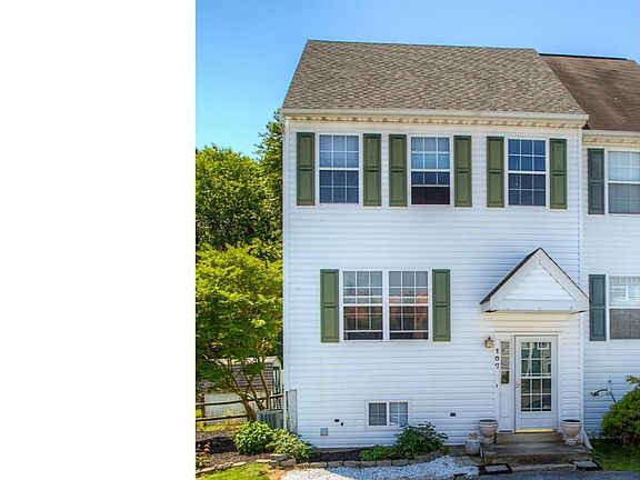 2nd image of 107 Wimbledon Ct