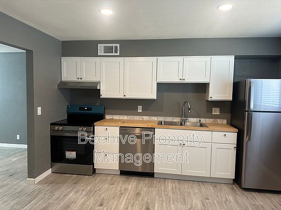 5th image of 1319 W 4th St