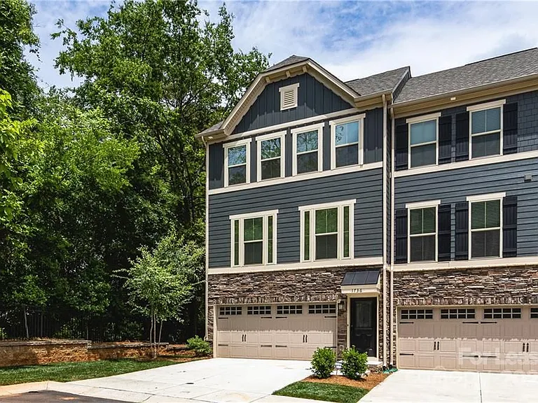 1736 Town Oak Ln — Photo 1